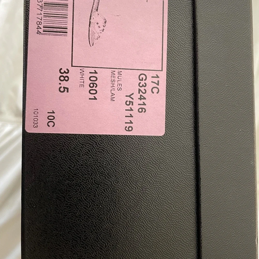 Chanel pearl sandal size 381/2 - Picture 3 of 10